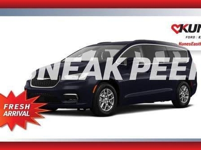 2021 Chrysler Pacifica for Sale in Denver, Colorado