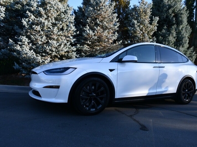 2022 Tesla Model X Base