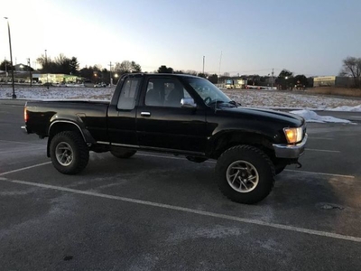 FOR SALE: 1989 Toyota SR5 $15,995 USD