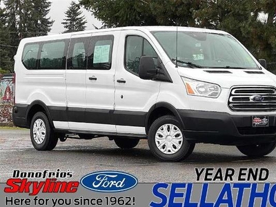2019 Ford Transit-350 for Sale in Saint Louis, Missouri