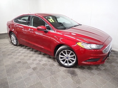 Pre-Owned 2017 Ford
