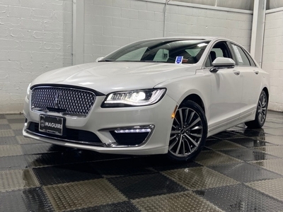 Pre-Owned 2017 Lincoln
