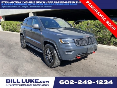 PRE-OWNED 2018 JEEP GRAND CHEROKEE TRAILHAWK WITH NAVIGATION & 4WD