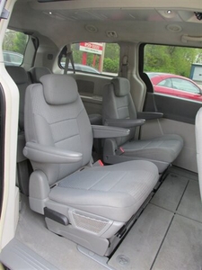 2010 Chrysler Town & Country Touring in Mishawaka, IN