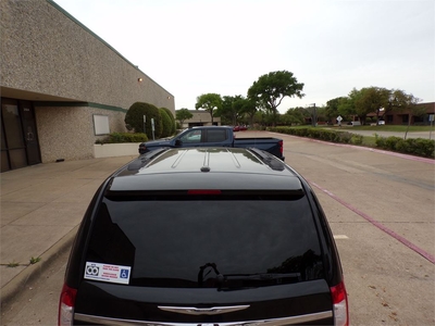 2014 Chrysler Town & Country Touring in Irving, TX