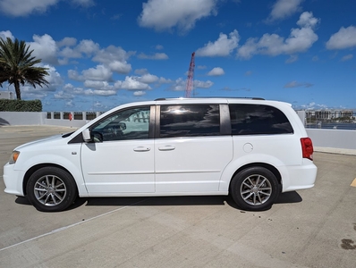 2014 Dodge Grand Caravan SXT in Fort Lauderdale, FL