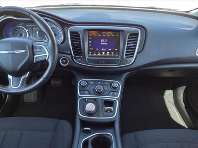 2015 Chrysler 200 Limited in Tampa, FL