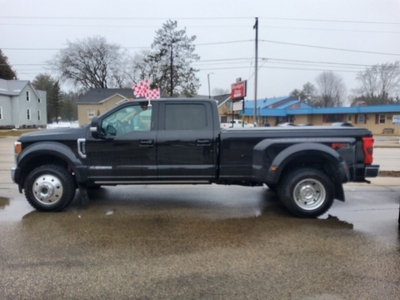 2017 Ford F-450 Super Duty Lariat 4x4 4dr Crew Cab 8 ft. LB DRW Pickup for sale in Marinette, WI