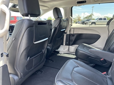 2018 Chrysler Town & Country Limited in Cape Coral, FL