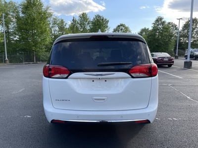 2018 Chrysler Town & Country Touring in Salisbury, NC