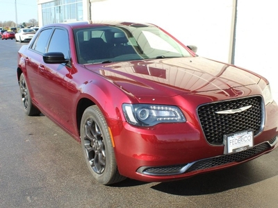 2019 Chrysler 300 Touring in Wood River, IL