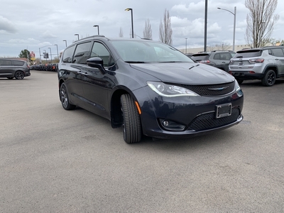 2020 Chrysler Pacifica Hybrid Limited in Salem, OR