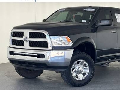 Ram 2500 5.7L V-8 Gas