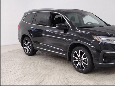 2021 Honda Pilot AWD Touring 4DR SUV W/REAR Captain's Chairs