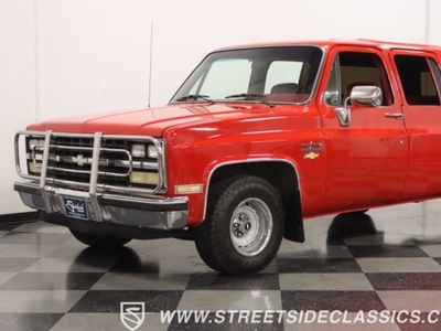FOR SALE: 1990 Chevrolet Suburban $39,995 USD