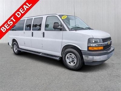 2020 Chevrolet Express 3500 for Sale in Co Bluffs, Iowa