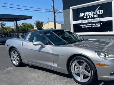 Chevrolet Corvette 6.0L V-8 Gas