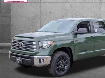 Toyota Tundra 5.7L V-8 Gas