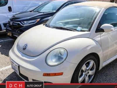 Volkswagen New Beetle 2.5L Inline-5 Gas