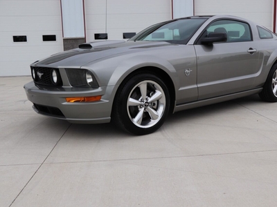 2009 Ford Mustang GT Premium 2DR Fastback