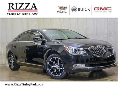 2016 Buick LaCrosse for Sale in Northwoods, Illinois