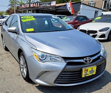 2016 Toyota Camry for Sale in Chicago, Illinois