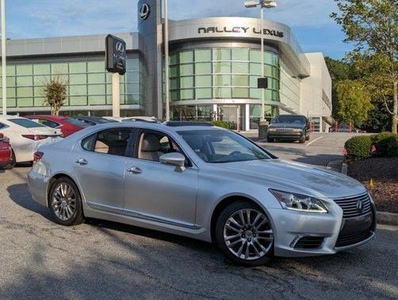 2017 Lexus LS 460 for Sale in Northwoods, Illinois