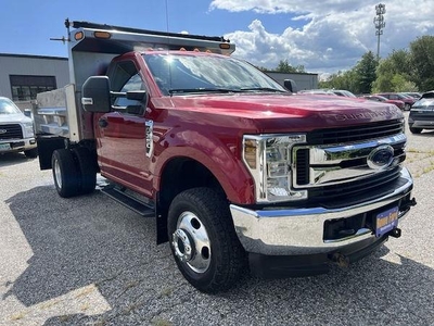 2018 Ford F-350 Chassis Cab for Sale in Northwoods, Illinois