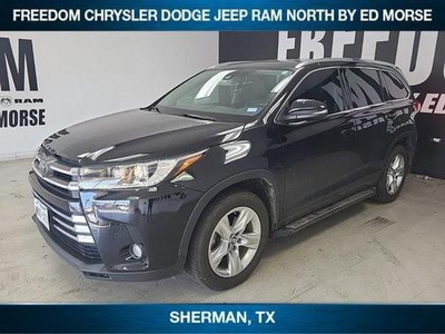 2018 Toyota Highlander for Sale in Secaucus, New Jersey