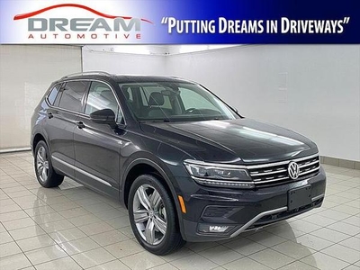 2018 Volkswagen Tiguan for Sale in Canton, Michigan