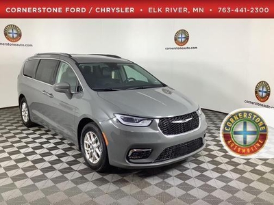 2021 Chrysler Pacifica for Sale in Chicago, Illinois