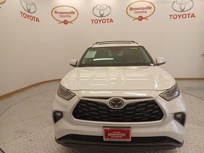 2021 Toyota Highlander for Sale in Denver, Colorado