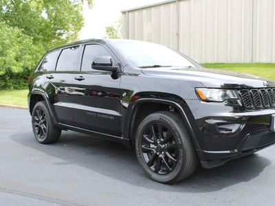 2020 Jeep Grand Cherokee 4WD Altitude in Arnold, MO