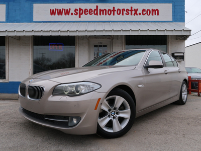 2013 BMW 528i RWD PREMIUM PACKAGE... 1-OWNER CARFAX CERTIFIED... WELL KEPT!!! for sale in Arlington, TX