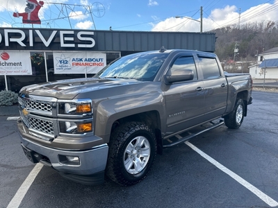 2015 CHEVROLET SILVERADO 1500 LT Crew Cab 4x4 LOW MILES Lets Trade Text Offers for sale in Knoxville, TN