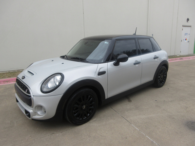 2016 MINI COOPER S HARDTOP 4DR, 6 SPEED MANUAL, LEATHER, LOW MILES for sale in Plano, TX