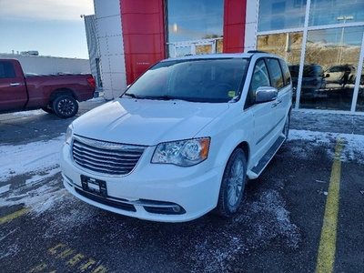 2016 Chrysler Town & Country Touring-L Anniversary Edition