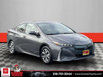 Used 2018 Toyota Prius Prime Premium for sale in Oakdale, NY 11769: Hatchback Details - 662221995 | Kelley Blue Book