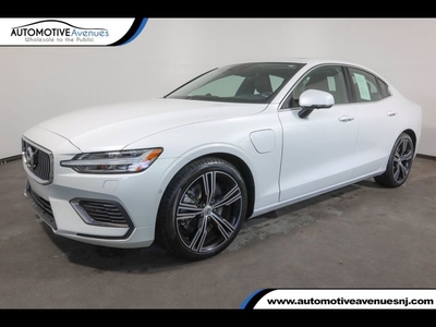 Used 2020 Volvo S60 T8 Inscription