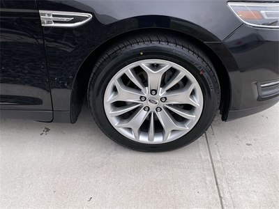 2019 Ford Taurus Limited in Haverhill, MA