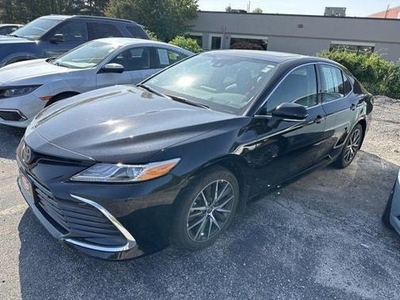 2022 Toyota Camry Hybrid for Sale in Chicago, Illinois