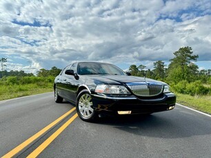 2007 Lincoln Town Car Designer