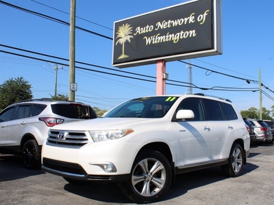 2011 Toyota Highlander Limited for sale in Southport, NC