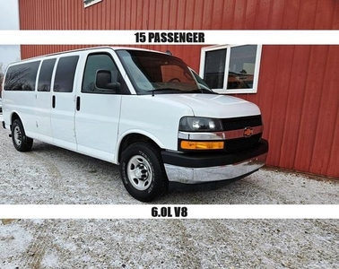 2017 Chevrolet Express 3500 Passenger LT Extended Van 3D for sale in Millersburg, OH