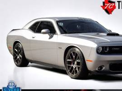 Dodge Challenger 5700