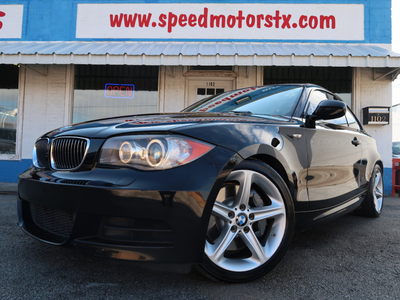 2010 BMW 135I M SPORT & PREMIUM PKG 6-SPD MAN.. CARFAX CERTIFIED ONLY 81K.. FUN TO DRIVE!!! for sale in Arlington, TX