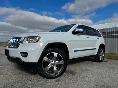 2013 Jeep Grand Cherokee 4WD 4DR Overlan 2013 Jeep Grand Cherokee 4WD 4DR Overland