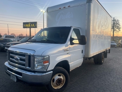 2014 Ford E-Series E 350 SD 2dr Commercial/Cutaway/Chassis 138 176 in. WB for sale in Machesney Park, IL