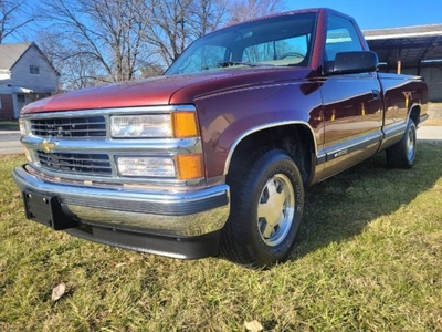 FOR SALE: 1998 Chevrolet Silverado $13,995 USD