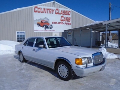 FOR SALE: 1991 Mercedes Benz 560 Series $16,750 USD